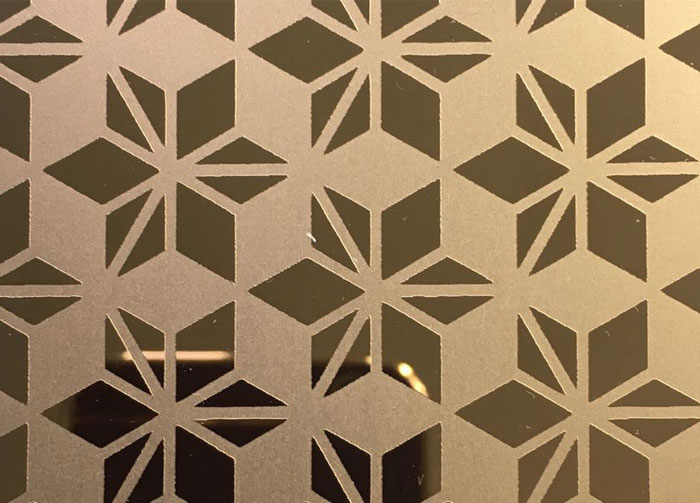 EQ-stainless-steel-pattern